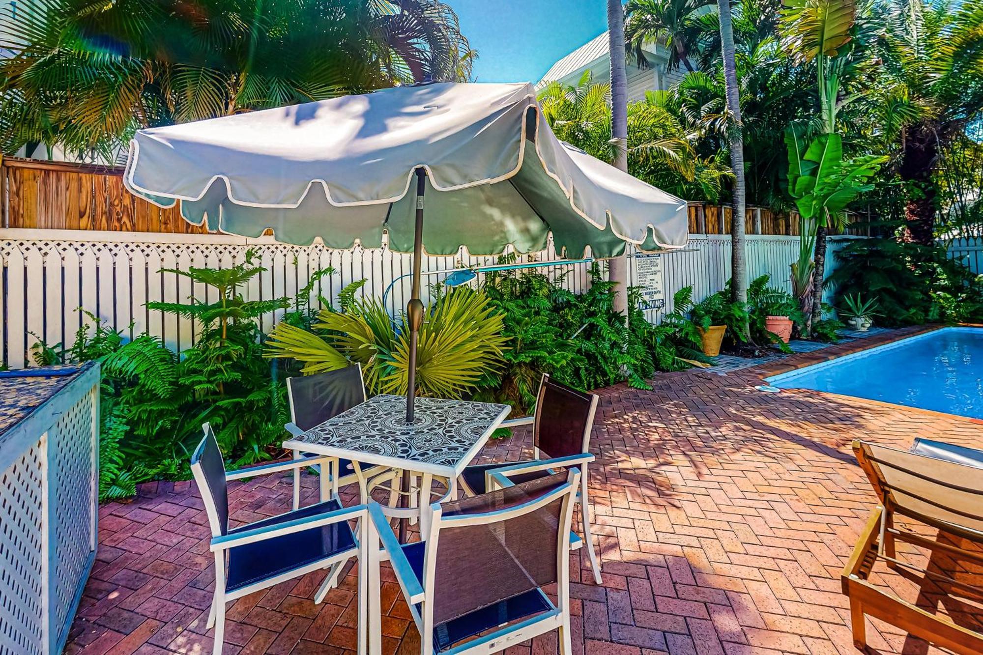 Paradise On Packer Key West